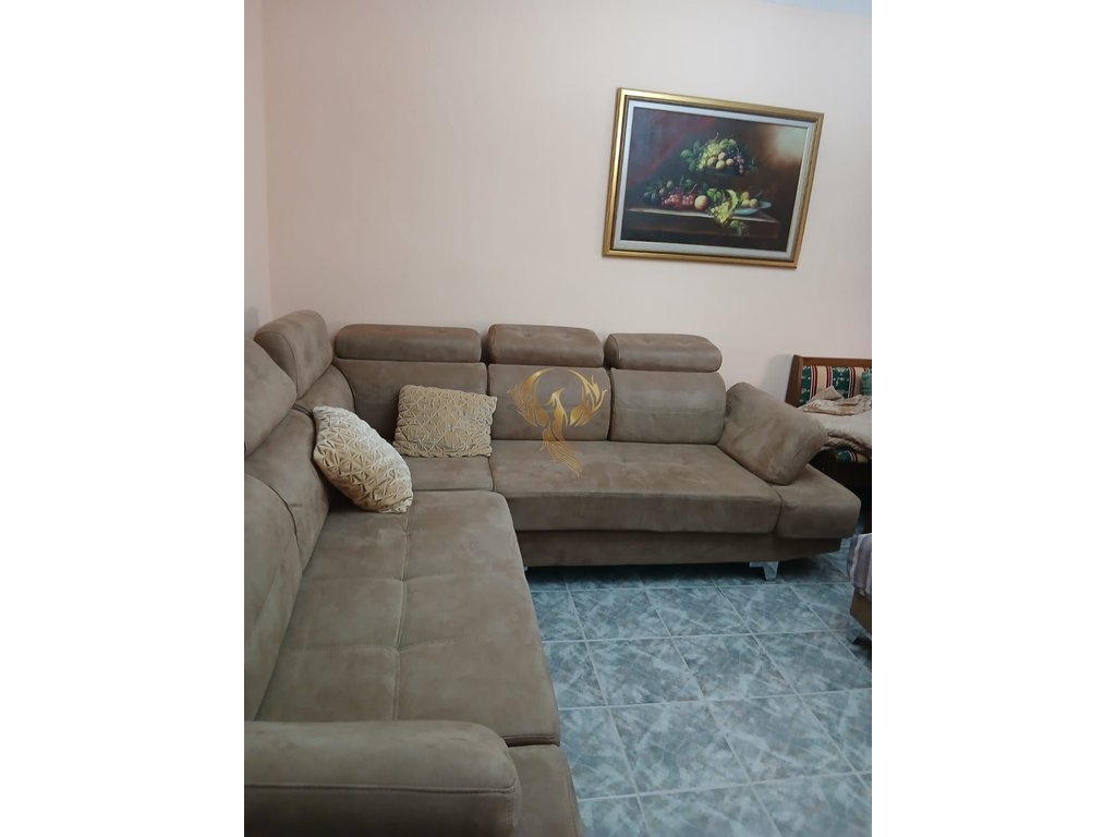 Apartamento 2+1+bllk en alquiler cerca de la escuela roja
