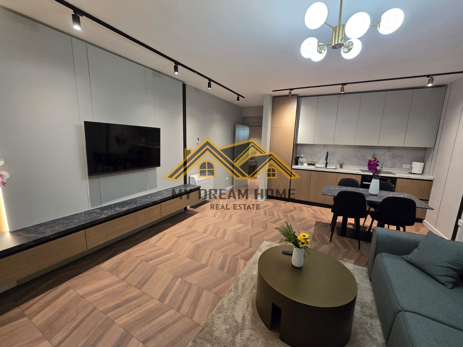Shitet apartament 1+1 plazh tek hotel adriatik! | my dream home real estate - shqipëri