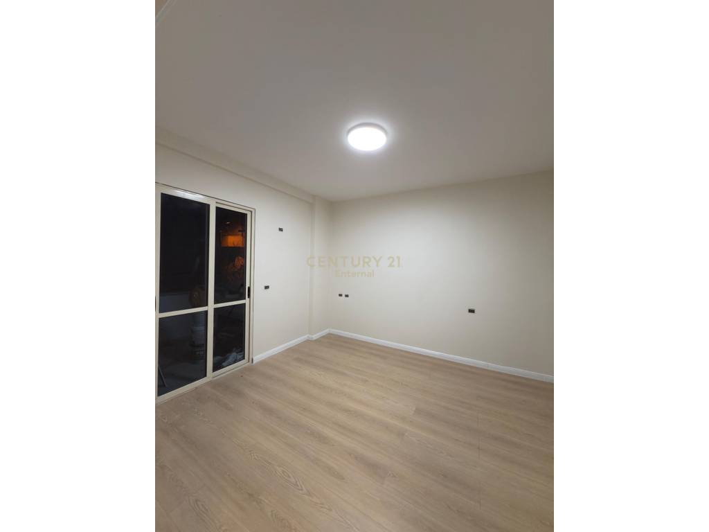 Apartamento à venda 3+1 perto de eleonora, viaduto da komuna e parist