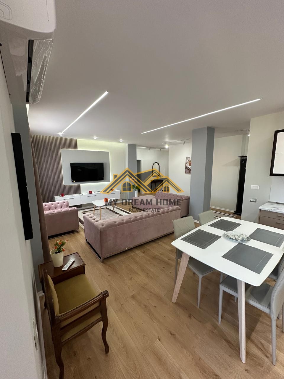 Piso en venta 3+1+2t+2balcones en el mercado, durres!! | my dream home real estate - albania