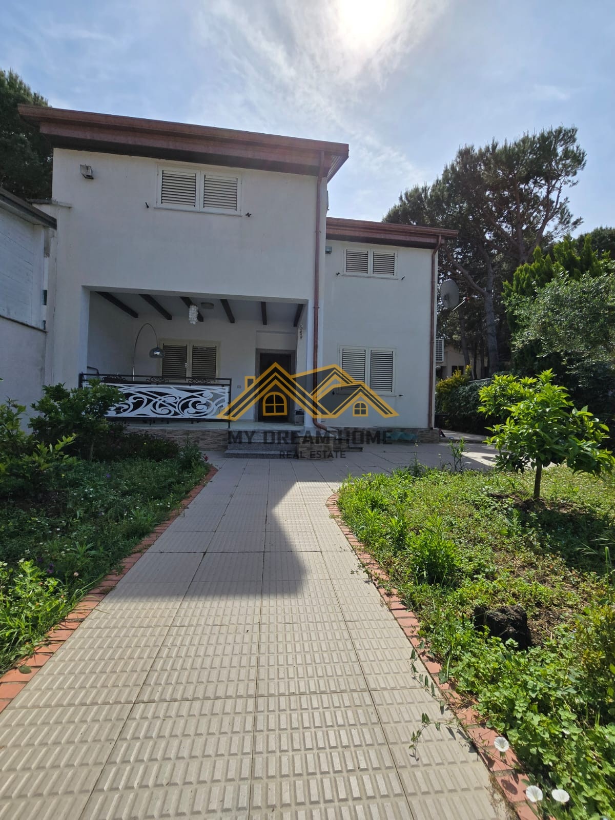 Villa de luxe à vendre à qerret ! | my dream home real estate - albanie