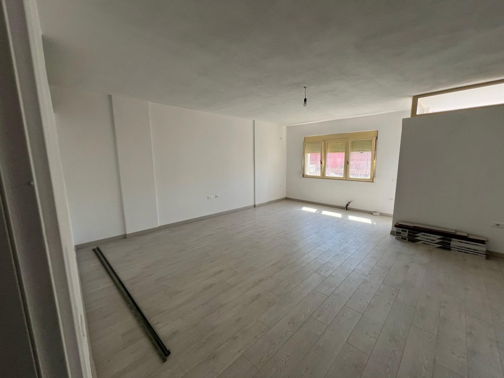 Shitet apartament 2+1+2 prane kazazit qender durres! | my dream home real estate - shqipëri