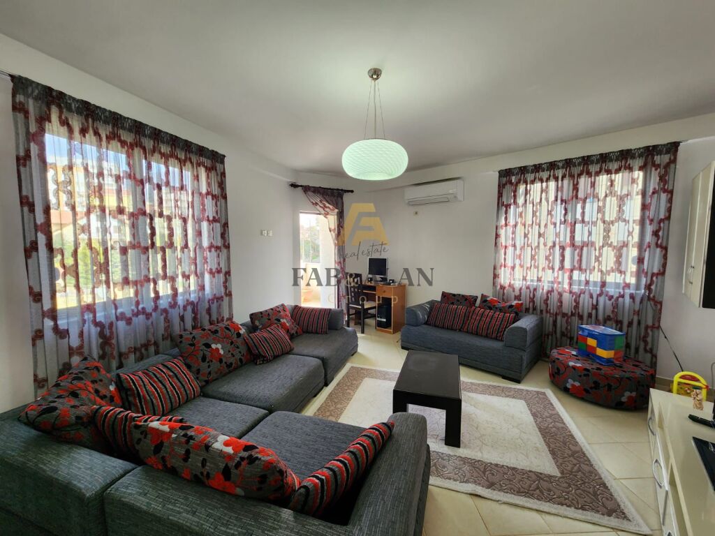 Apartamento 2+1+2 à venda em fresku!!