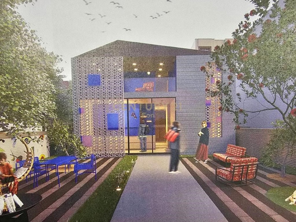 Truall 364 m² and construction 186 m² on main boulevard in durres with white-lettered construction permit for hotel!
