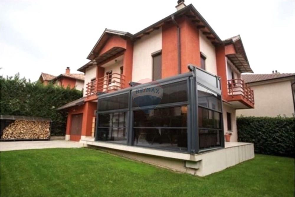 Casa en venta 280 m² en nic, Çagllavicë Prishtinë!