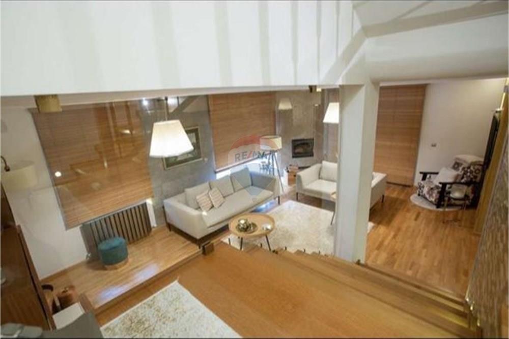 Casa in vendita 280 m² a nic, Çagllavicë Prishtinë!
