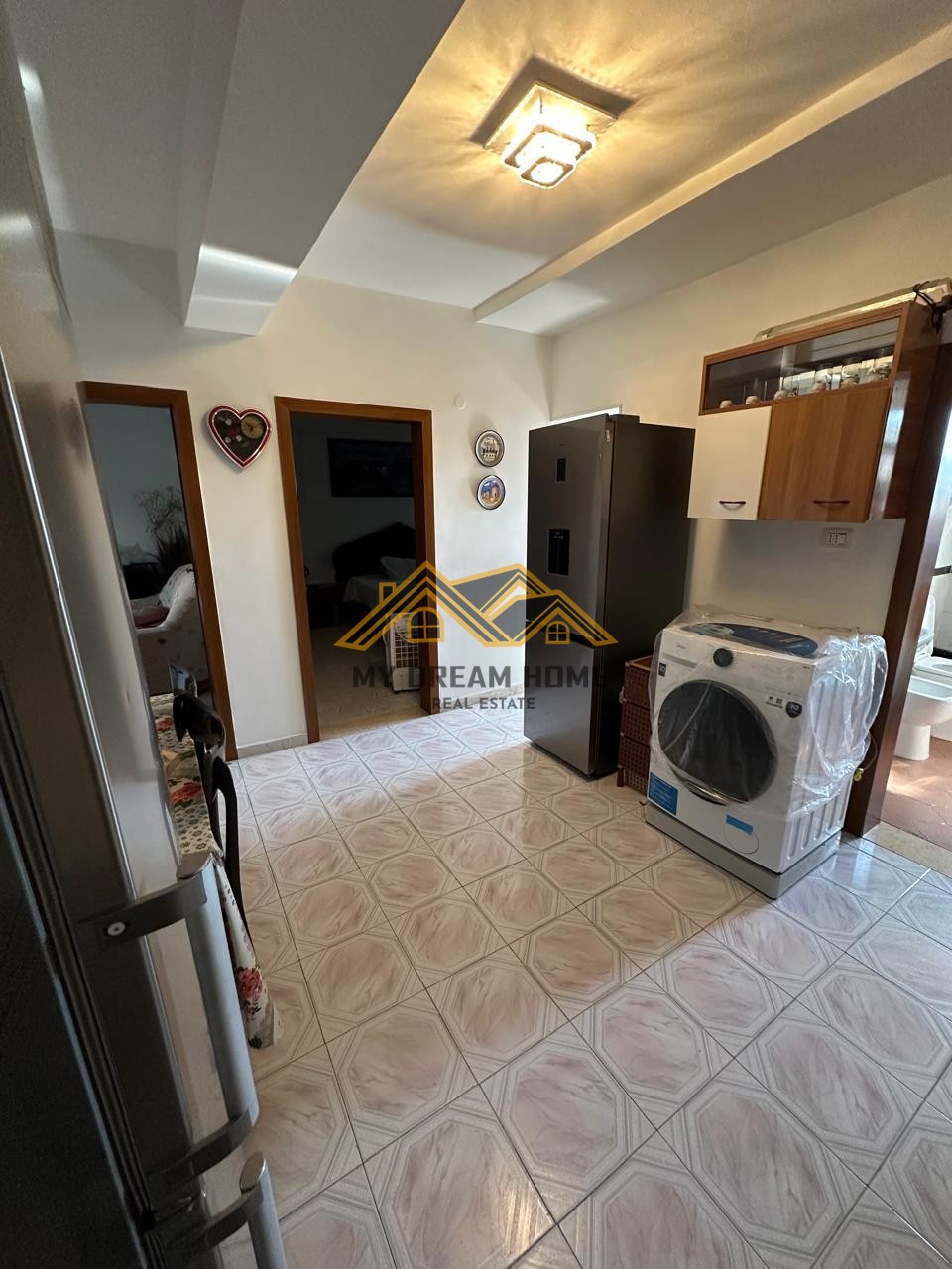 Appartement 2+1 à vendre à sheshi pranvera durres ! | my dream home real estate - albanie
