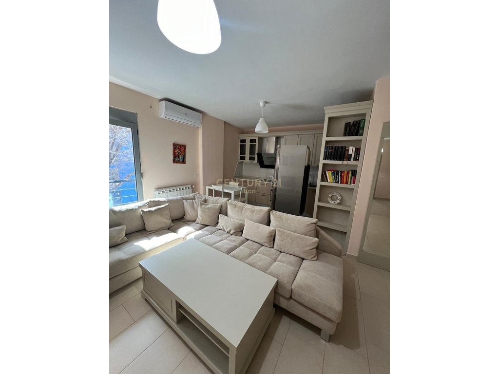 Wohnung 1+1 zur miete, vlore-brücken!
