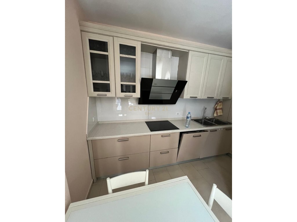 Wohnung 1+1 zur miete, vlore-brücken!