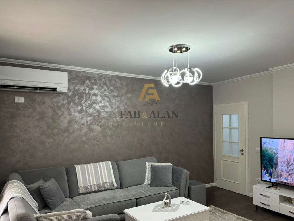 Tek selvia apartament 2+1+2 për shitje!