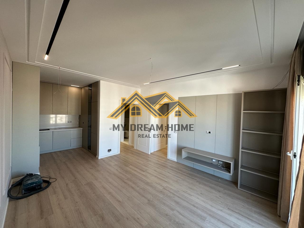 Piso en venta 2+1+2 en el centro de durres! | my dream home real estate - albania