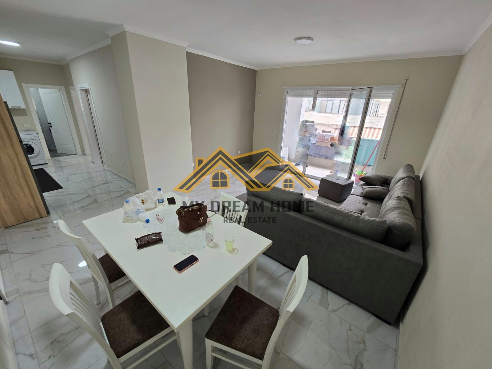Shitet apartament 2+1 pran hotel vivas plazh durres | my dream home real estate - albania