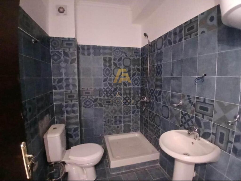 Garsoniere për shitje tek fratari ne Astir!