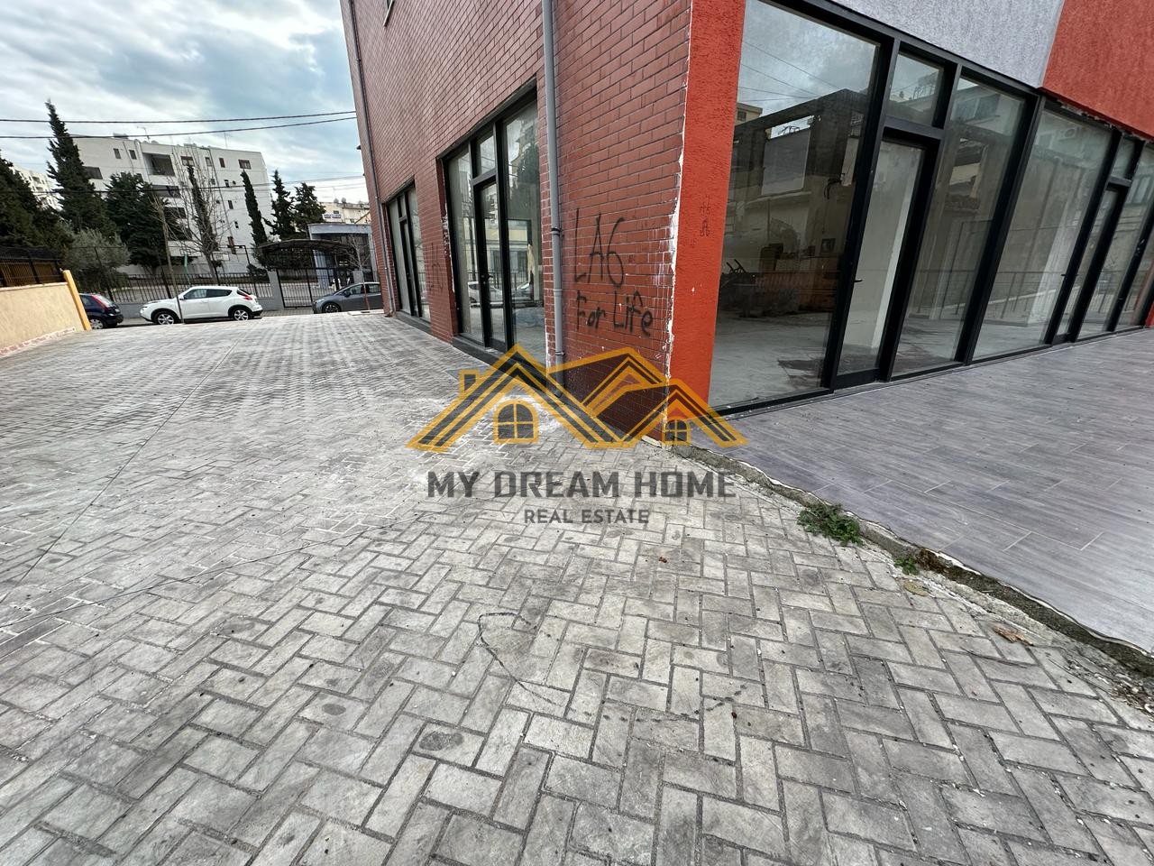 Shitet ambient biznesi ne durres! | my dream home real estate - albania