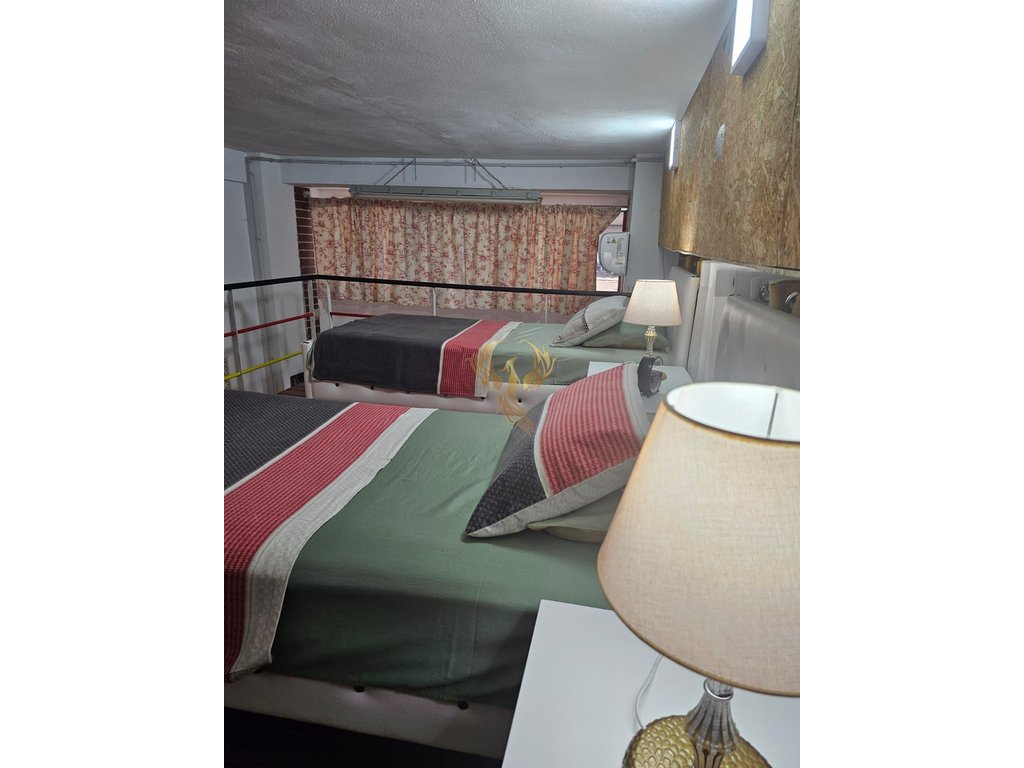 Duplex-studio zur miete in der nähe von qsut