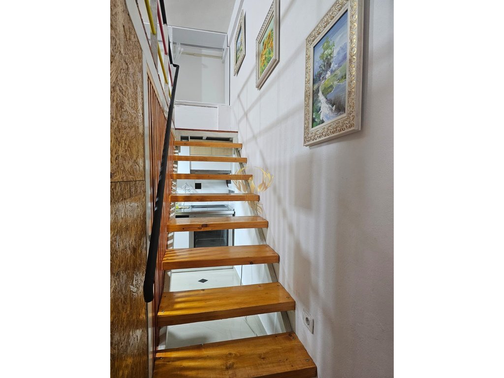 Duplex-studio zur miete in der nähe von qsut