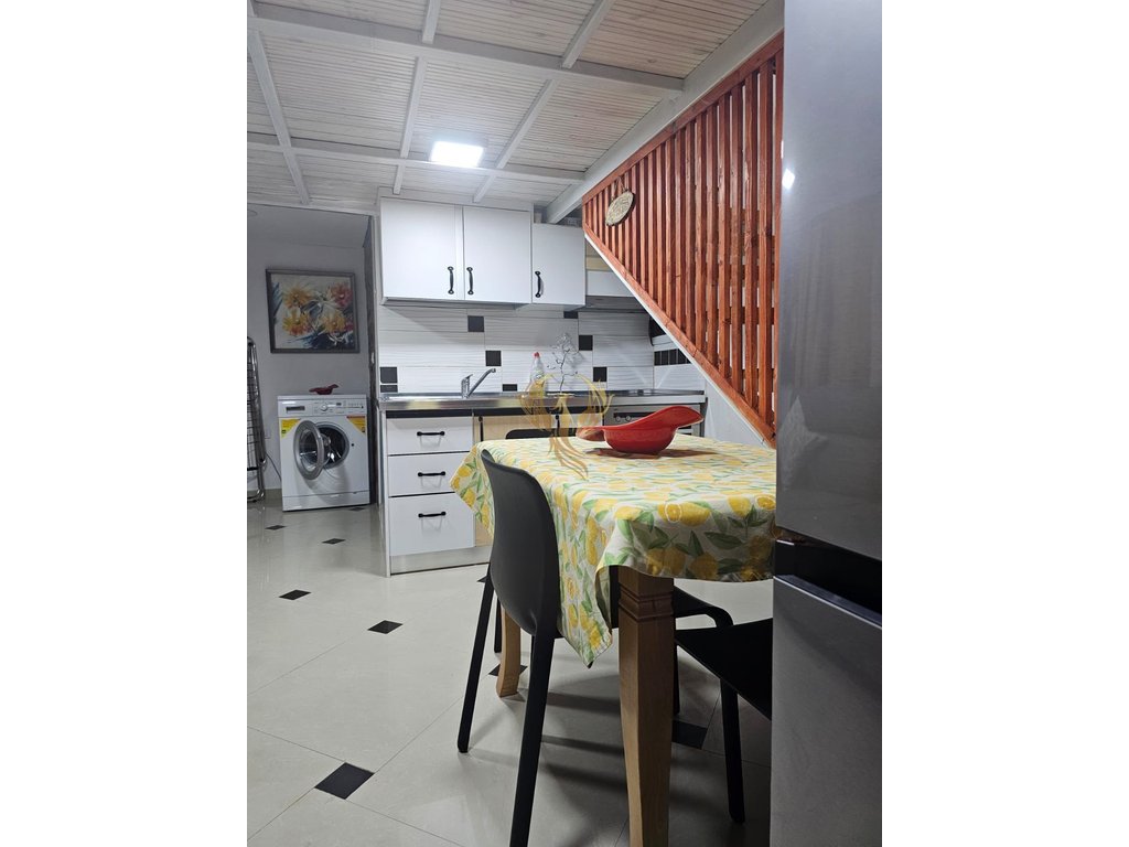 Duplex-studio zur miete in der nähe von qsut