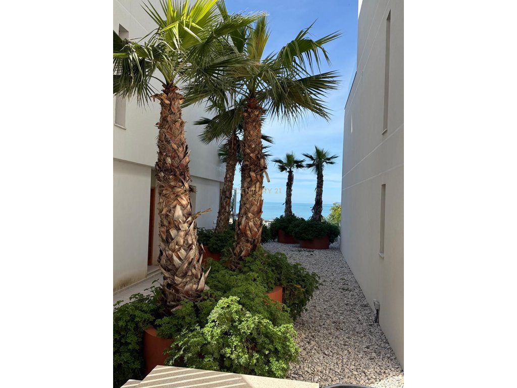 Shesim penthouse me pamje panoramike nga deti ne vlore!!!