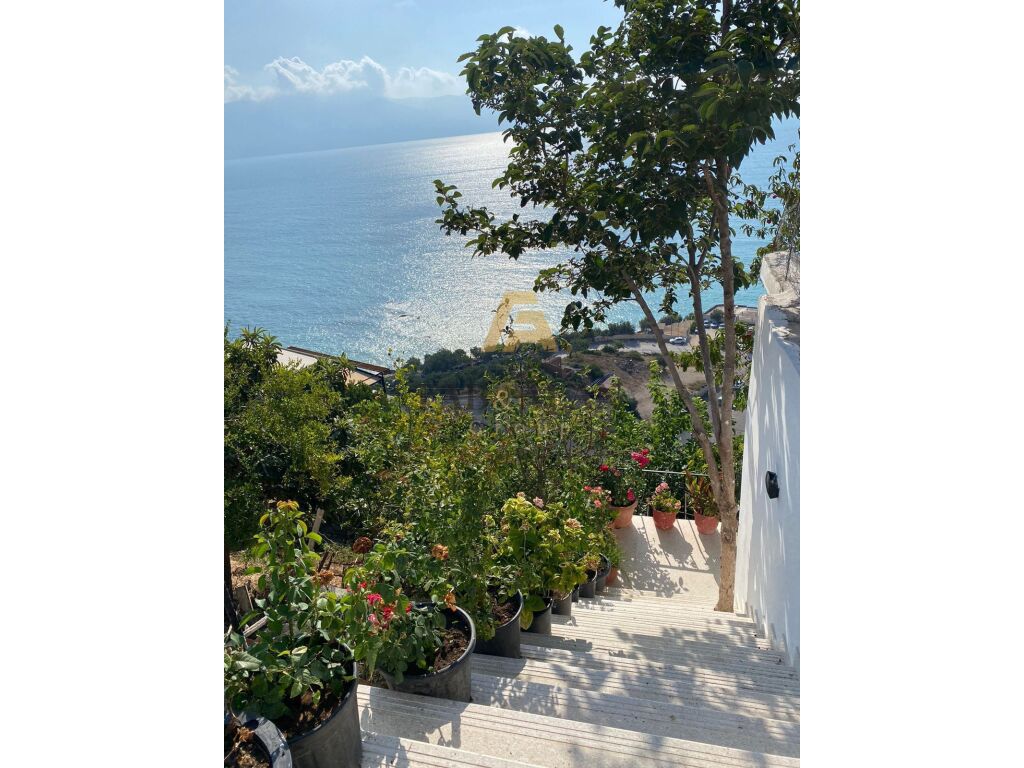 Casa in vendita a Vlorë!