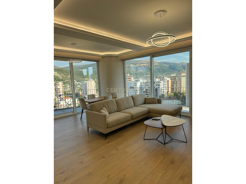 Shesim apartament 2+1+2+post parkimi ne vlore !