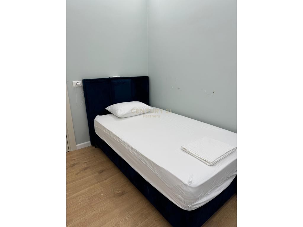 Shesim apartament 2+1+2+post parkimi ne vlore !
