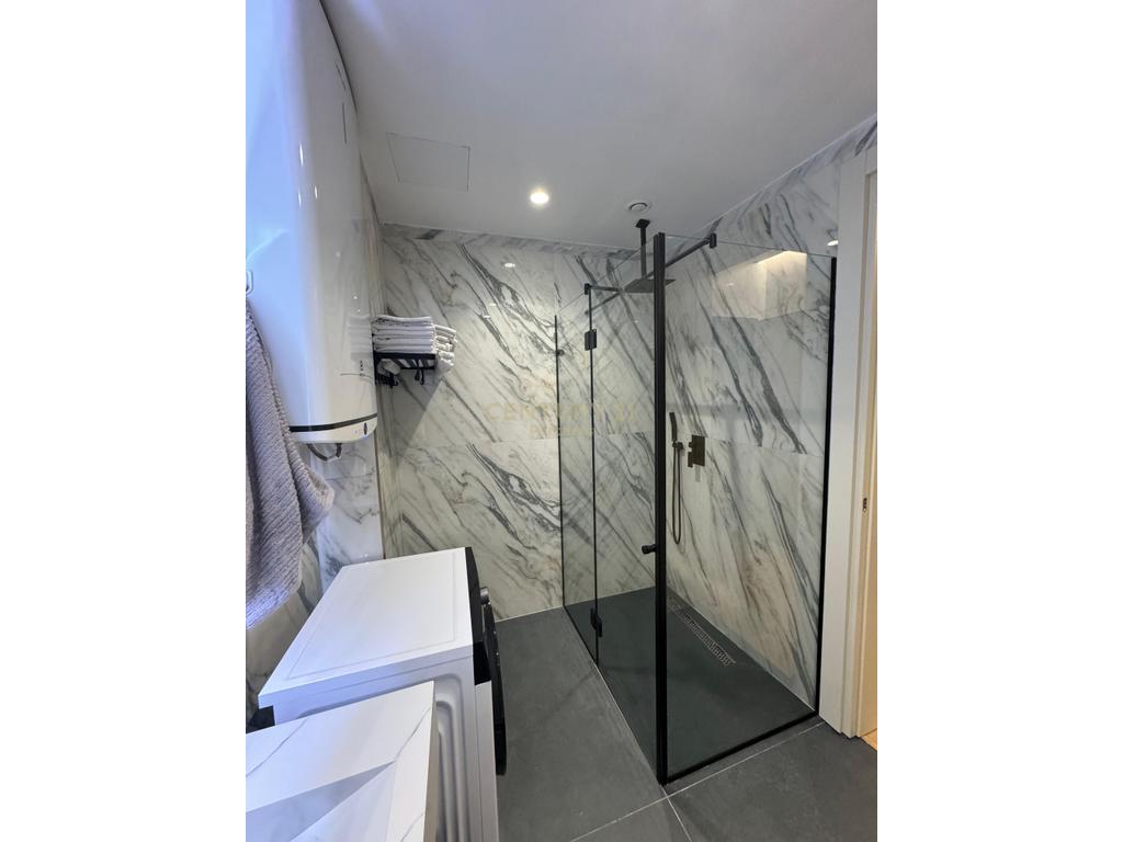 Shesim apartament 2+1+2+post parkimi ne vlore !