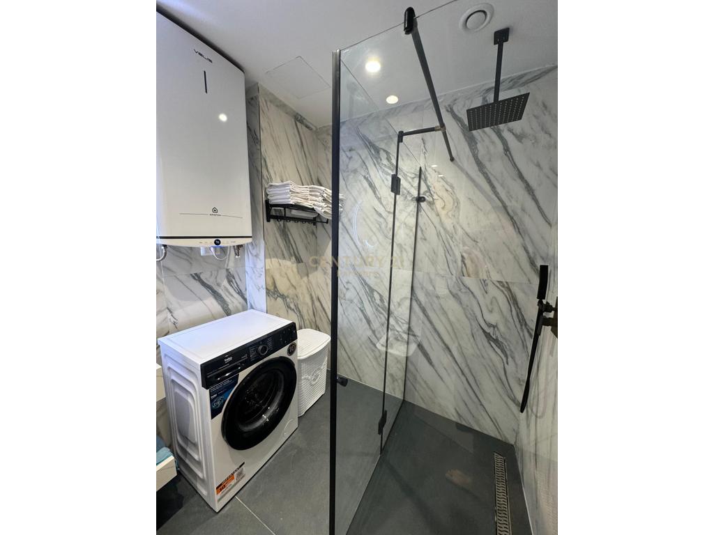 Shesim apartament 2+1+2+post parkimi ne vlore !