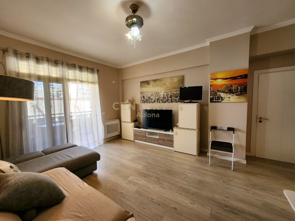 Shesim apartament 2+1+2+post parkimi ne vlore !