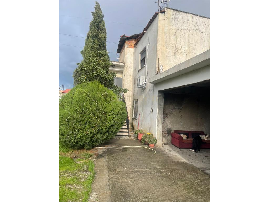 Negozio in vendita a shkozet, 1332 m²!
