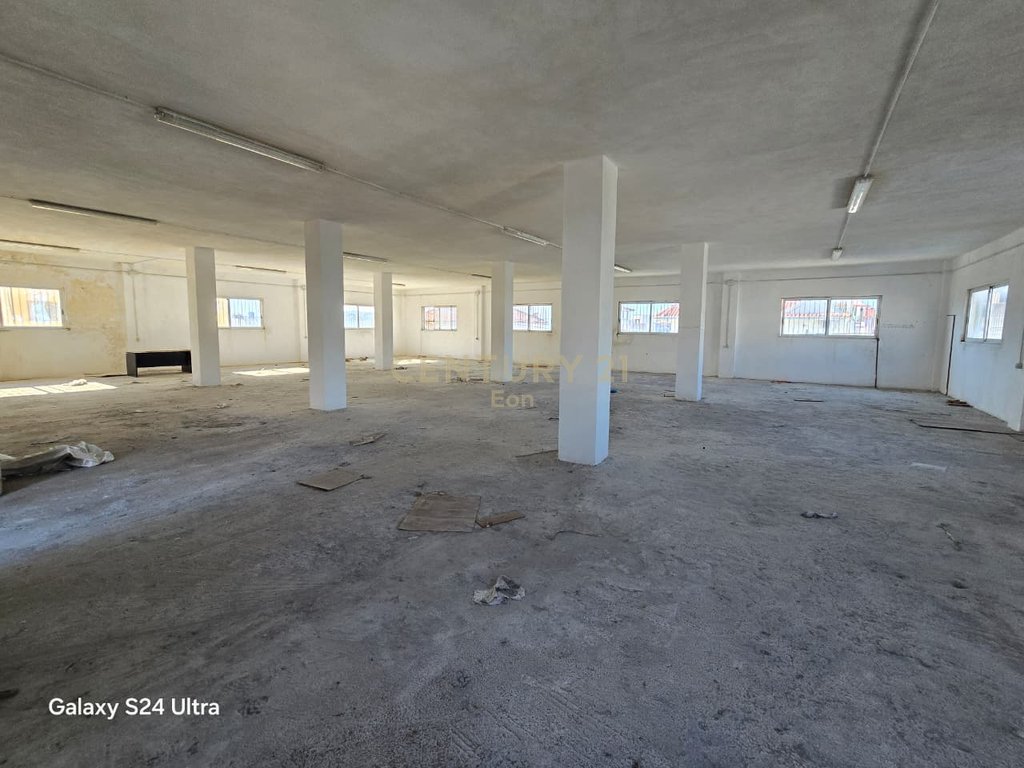 Negozio in vendita a shkozet, 1332 m²!