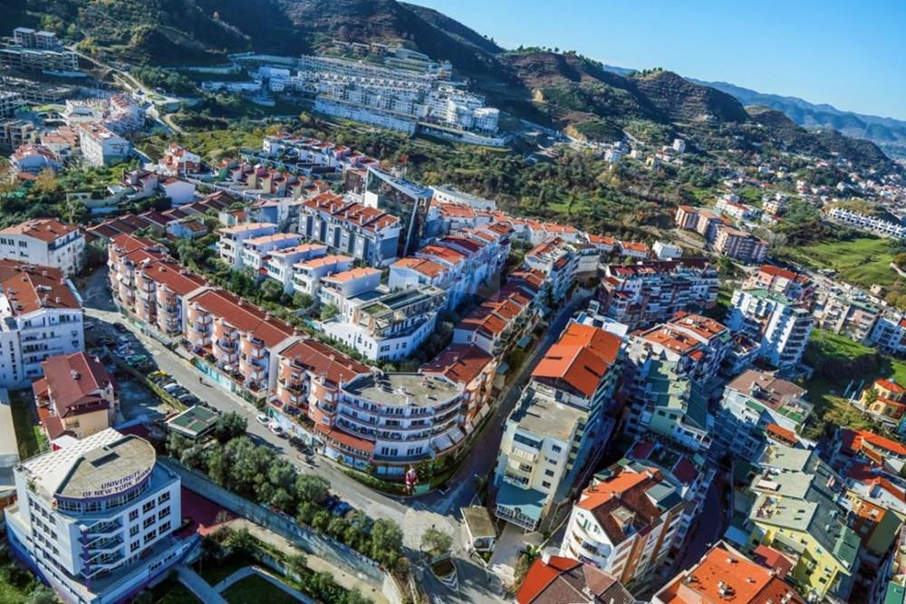 Shitet, duplex, kodra e diellit, Tiranë.