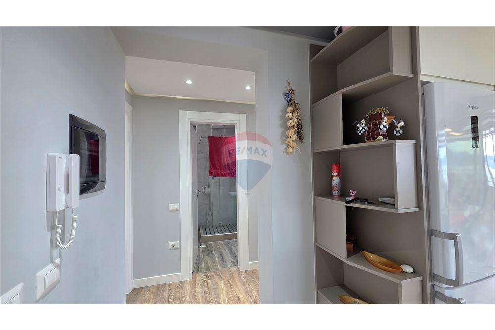 Appartamento fantastico in vendita a radhimë, vlore
