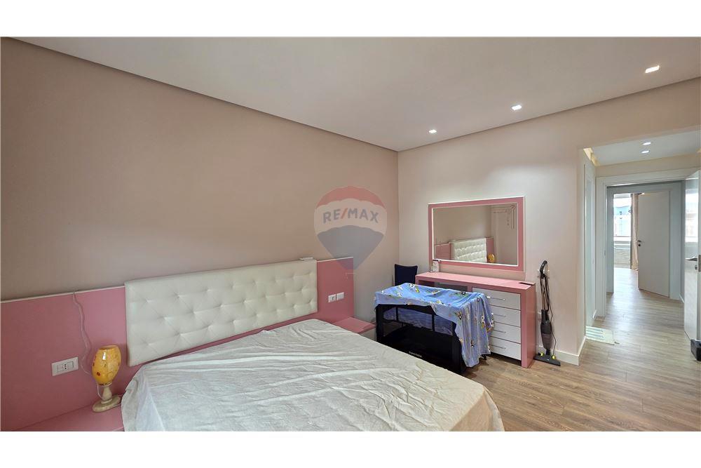 Appartamento fantastico in vendita a radhimë, vlore