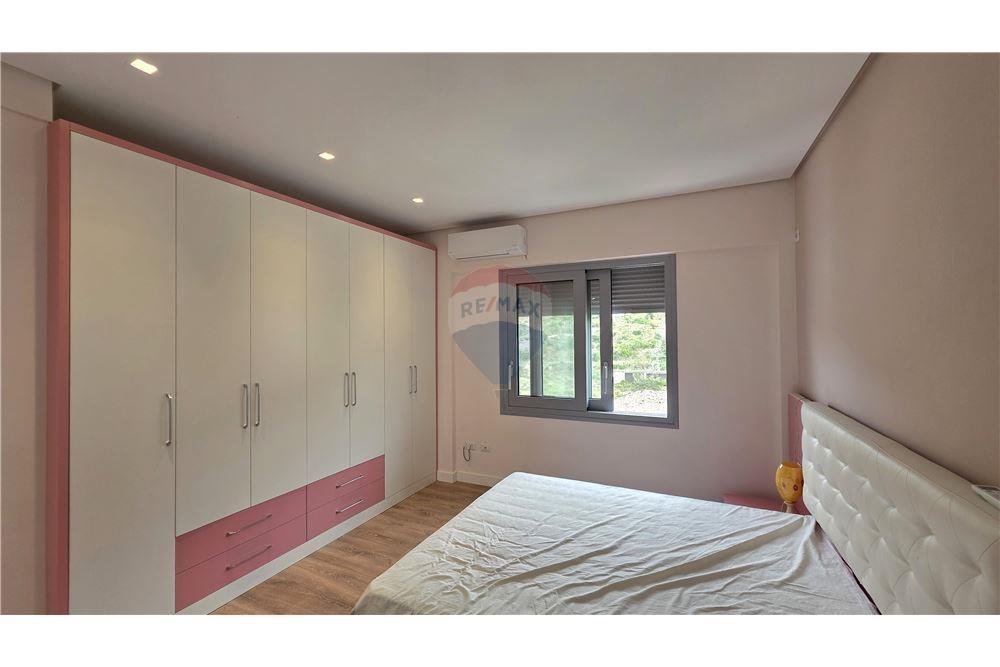 Appartamento fantastico in vendita a radhimë, vlore