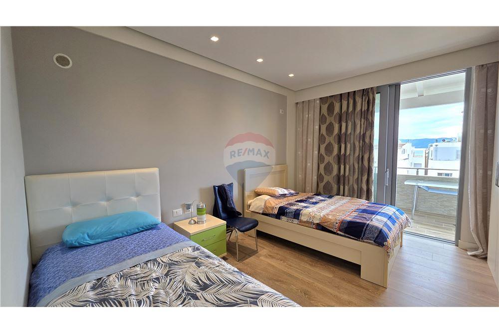 Appartamento fantastico in vendita a radhimë, vlore