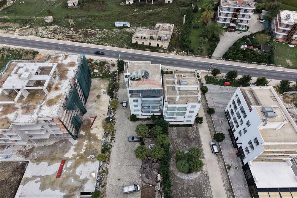 Appartamento fantastico in vendita a radhimë, vlore