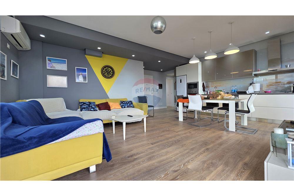 Appartamento fantastico in vendita a radhimë, vlore