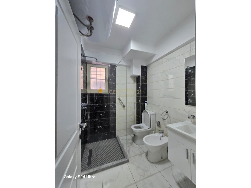 1+1 apartment for rent in downtown Durrës! (4)