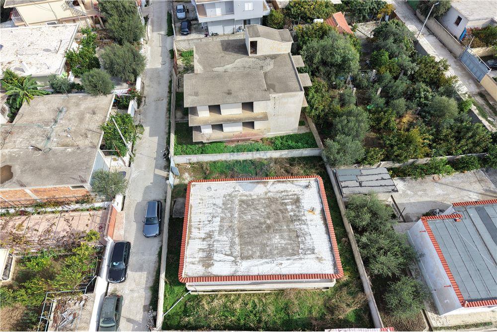 Privates haus zum verkauf in der nähe der ehemaligen ziegelfabrik, Vlorë