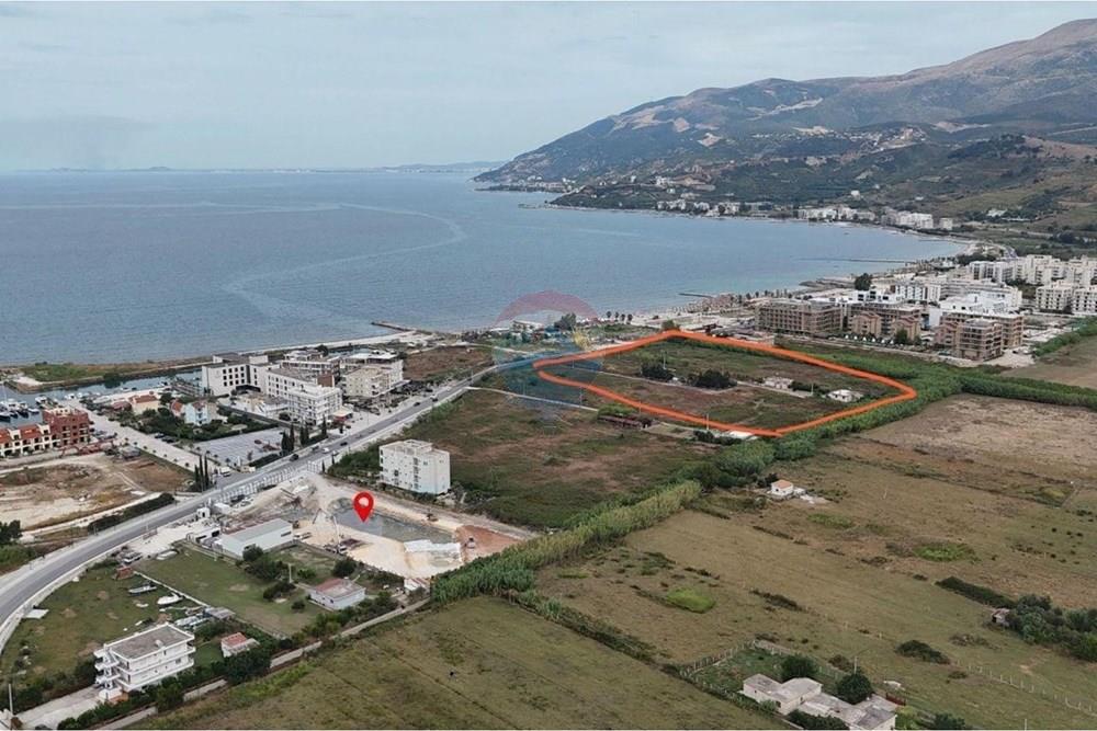 For sale 4000 square meters of land in orikum.
