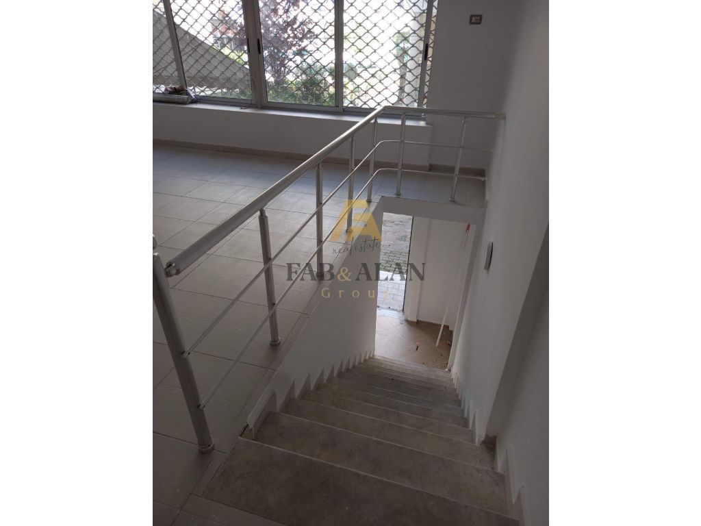 Duplex pallatet çabej