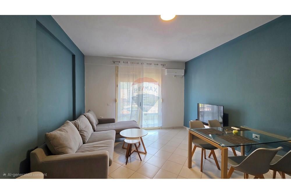 Okazion i rrallë në lungomare apartament me pamje nga deti! (4)