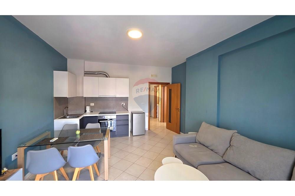 Okazion i rrallë në lungomare apartament me pamje nga deti! (7)