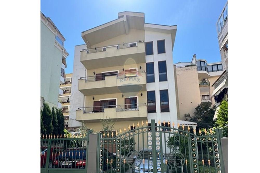 Villa di 4 piani in vendita a selitë - ottimo investimento