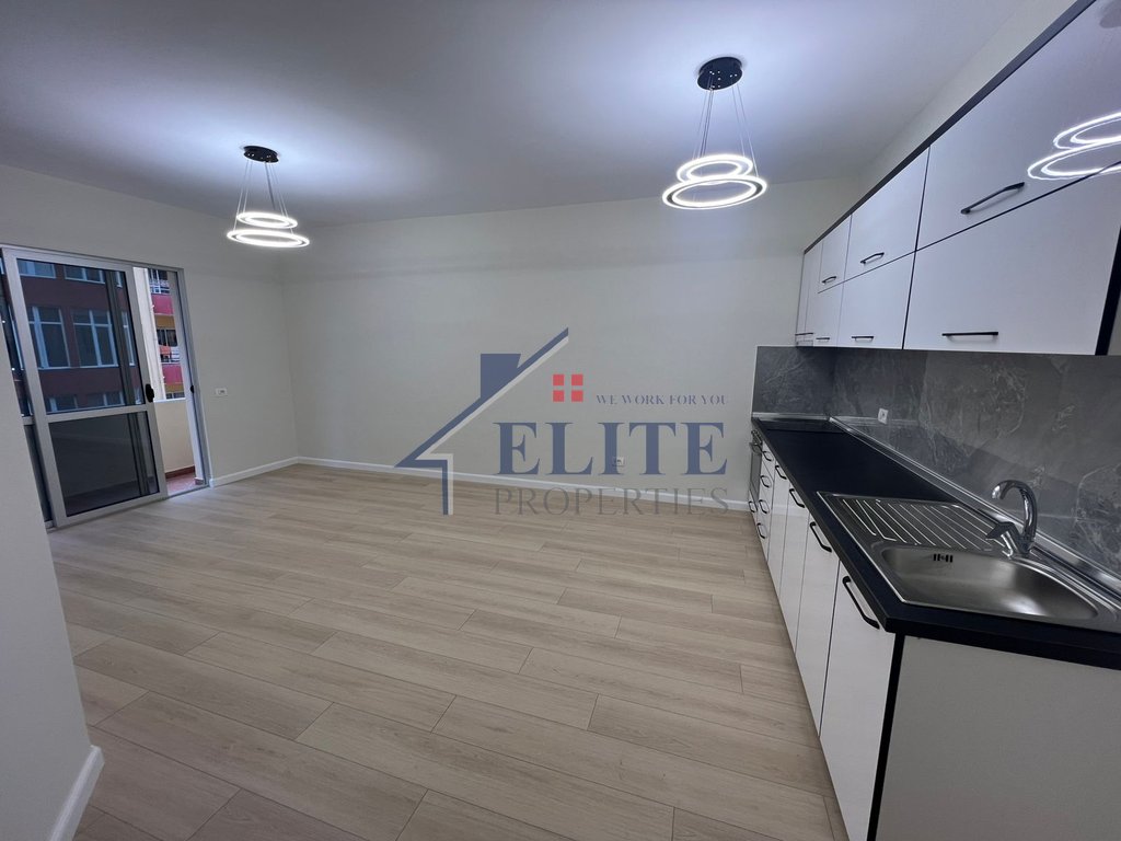 Astir près du bar artist, appartement 2+1 en vente