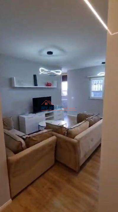 Appartamento 1+1 in vendita nella comune di parigi, Tirana - my home real estate