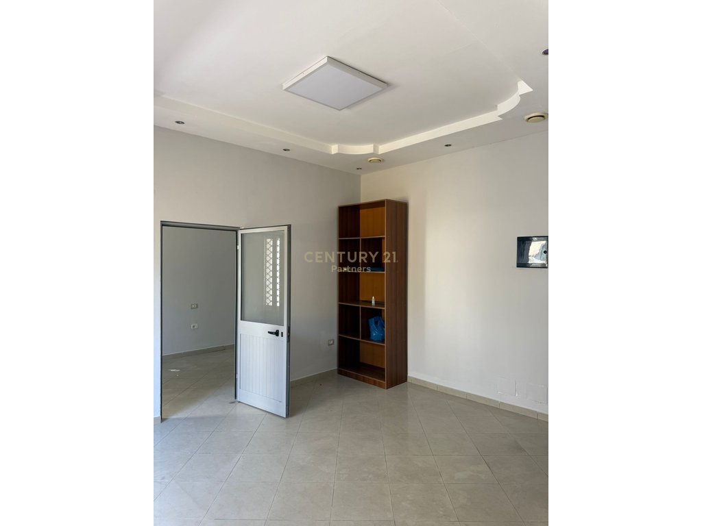 Gewerbefläche 1+1 zur miete in der nähe der fortuzi-straße, Tirana - (5)