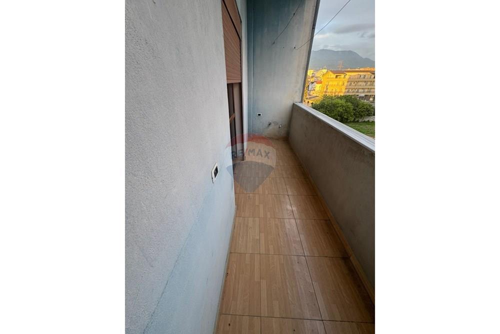 Apartamento 2+1 para alugar perto de siri kodra