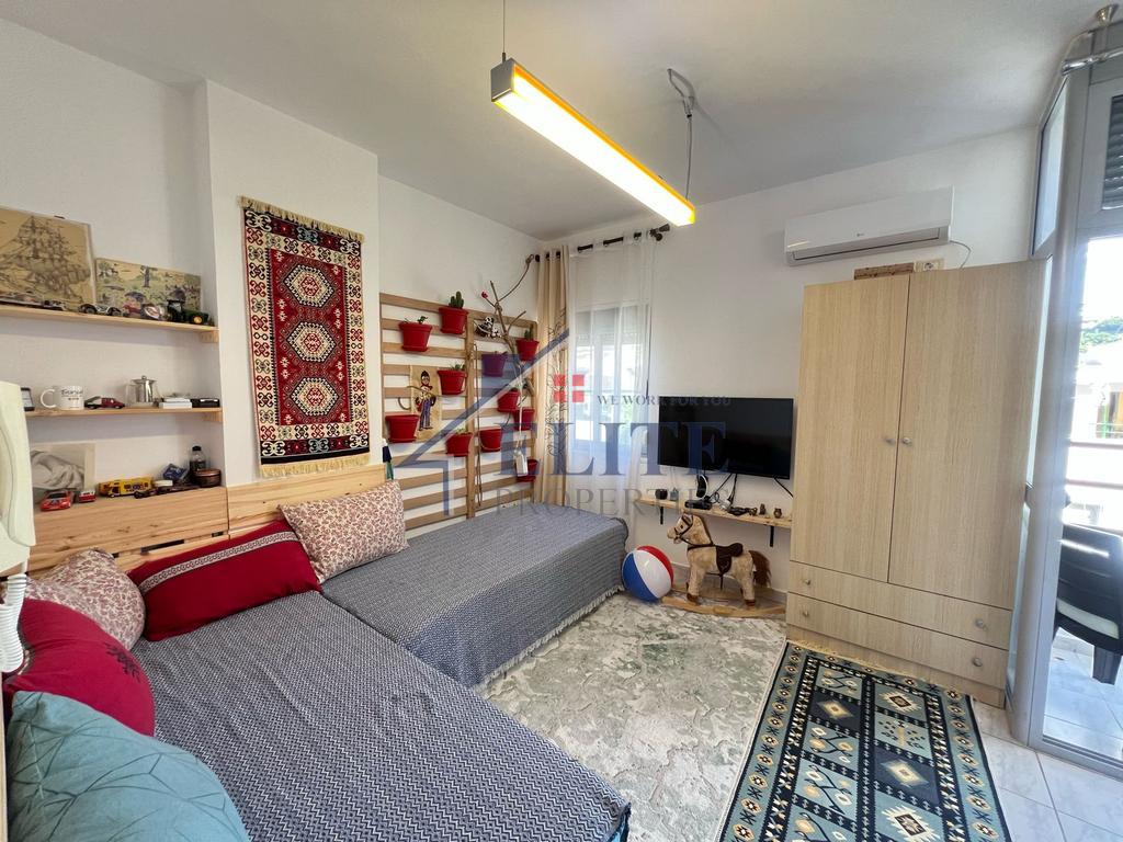 Shkembi i kavajes, studio zum verkauf