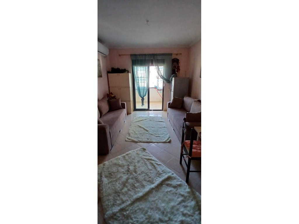 Garsioner à vendre à golem!